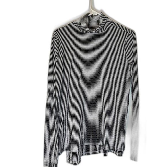Abercrombie XS Turtleneck Top White Black Stripes Normcore Minimalist Basic - Picture 1 of 3